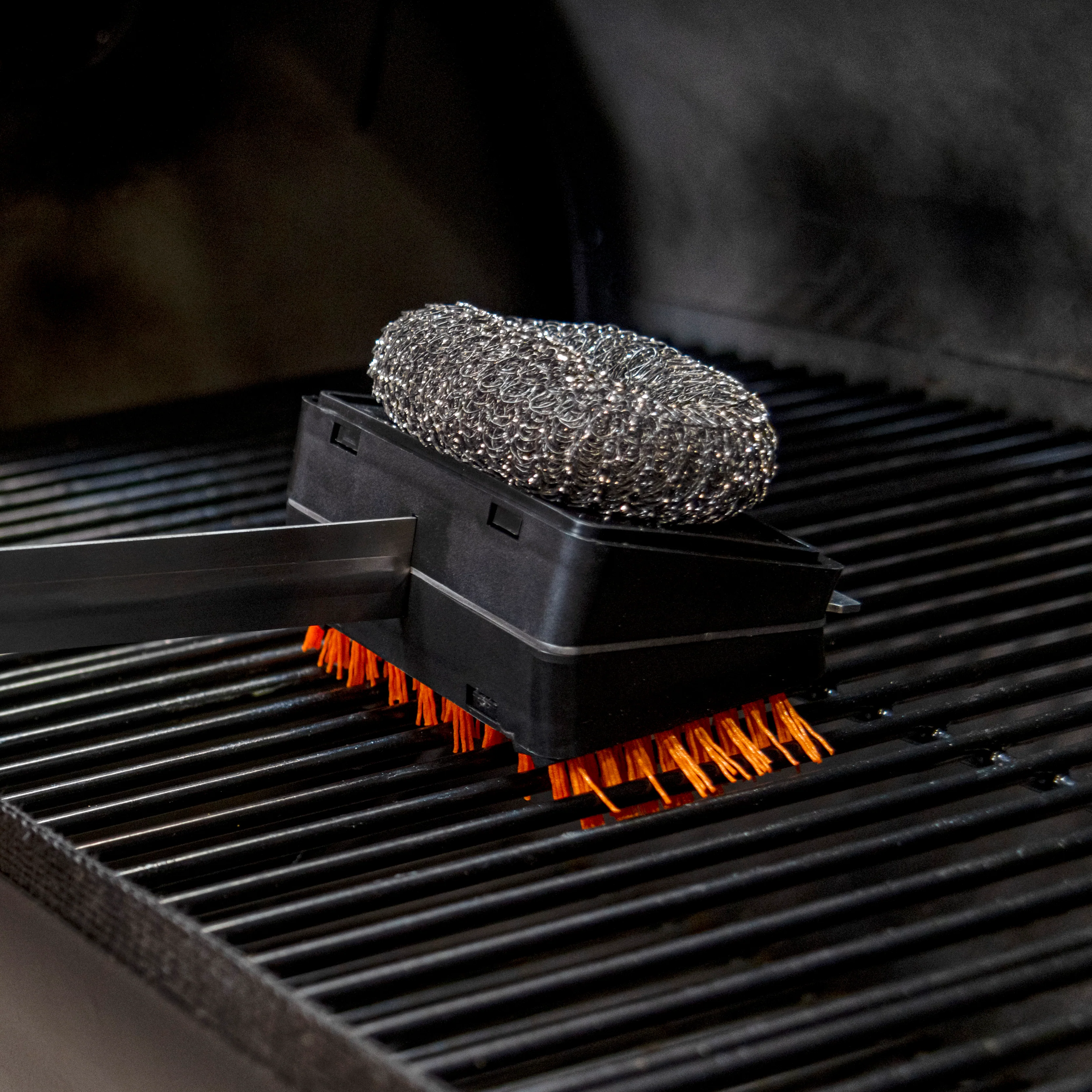 Blacksmith Combo Grill Brush - Image 6